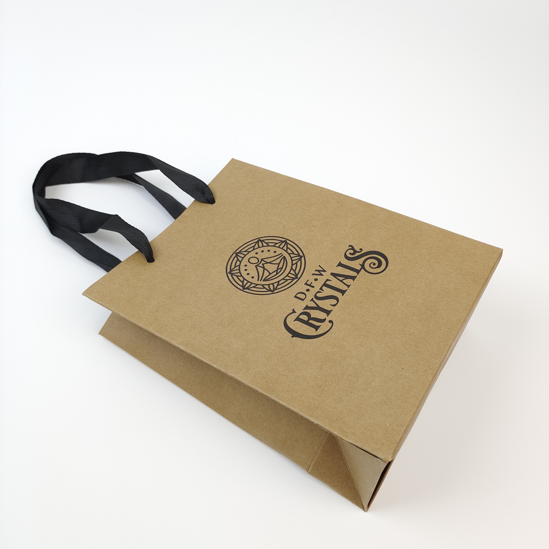 sturdy 250gsm kraft paper shopping bag with handles - view 4