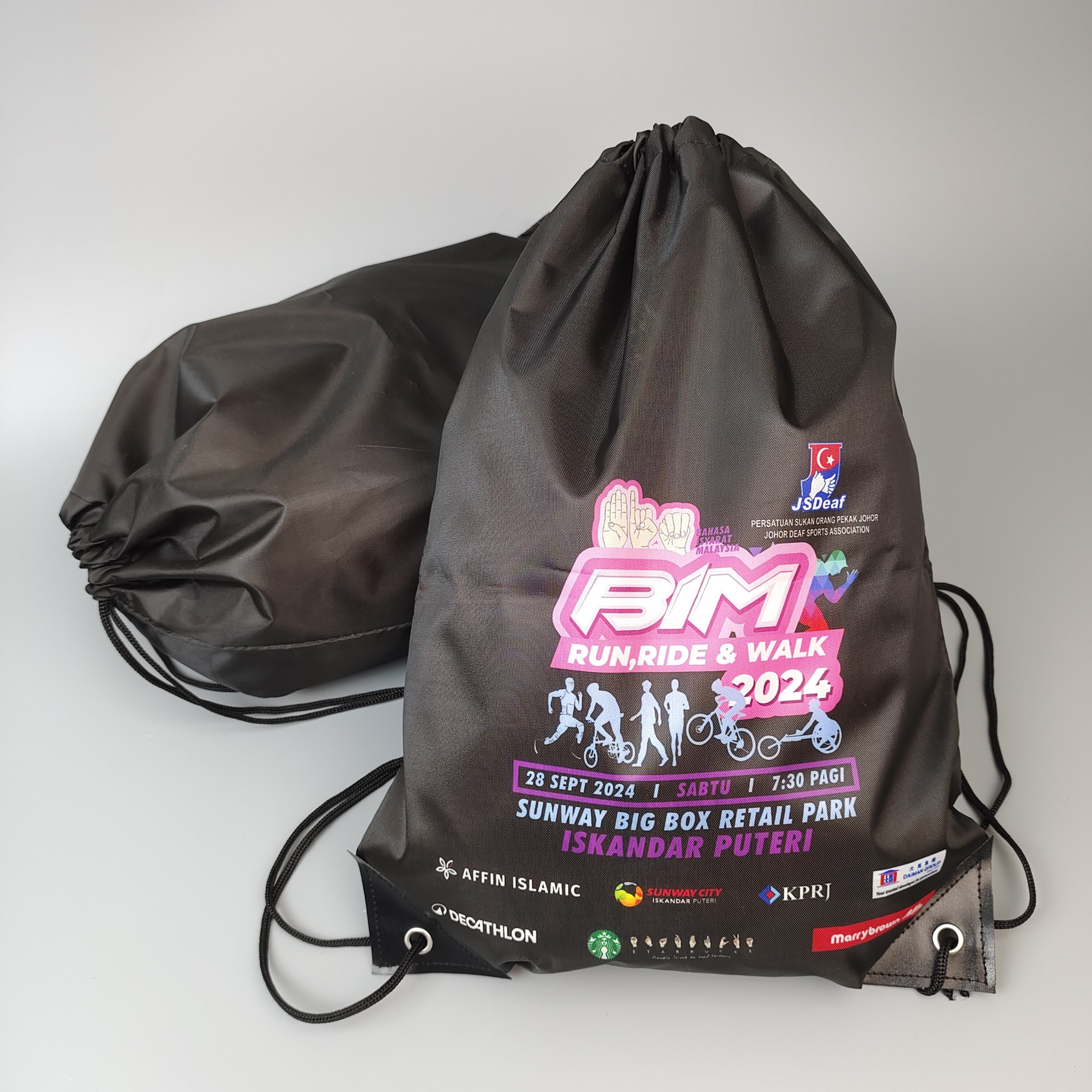 custom printed marathon polyester drawstring bag for race participants - view 3